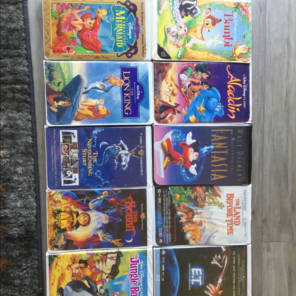 VHS Tapes Disney Classics Bundle